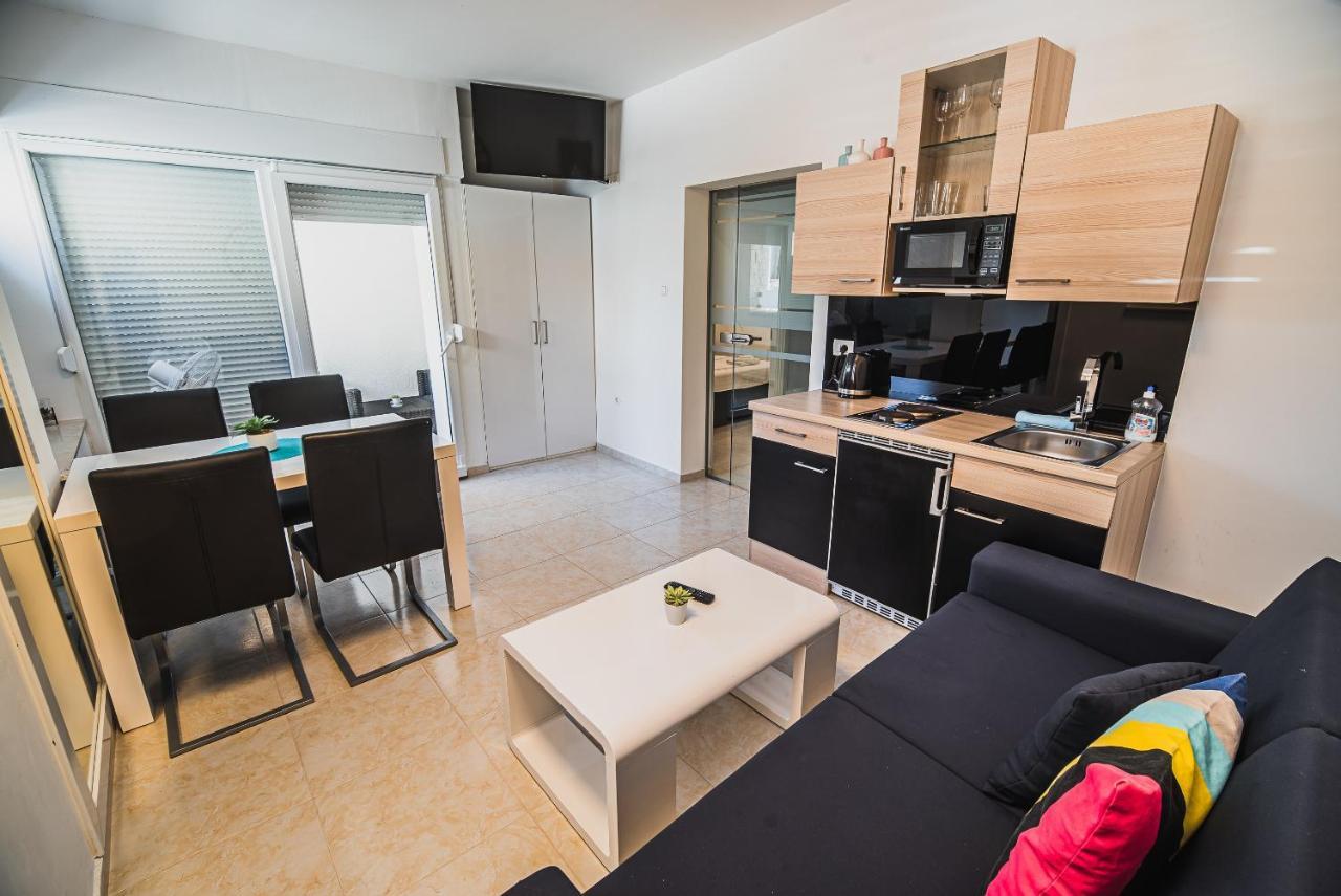 Downtown Park Apartments With Balcony Vodice Exterior foto